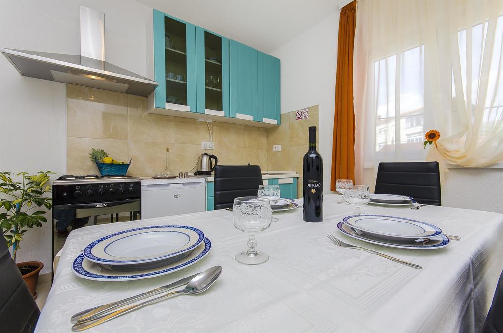 Apartments Branka โตรกีร์ ภายนอก รูปภาพ